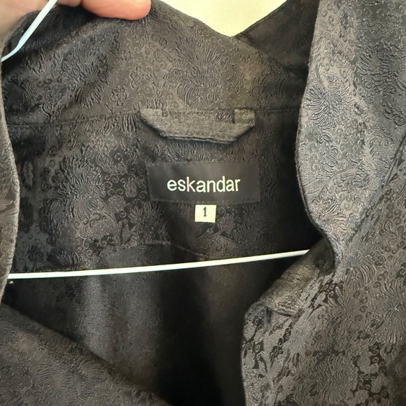 Eskandar boxy top - Picture 2 of 3